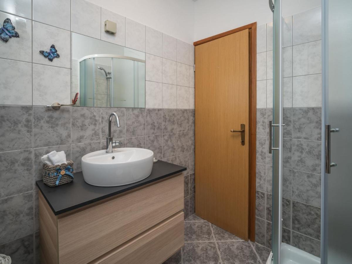 Gedići Apartment Fiore-1 By Interhome מראה חיצוני תמונה