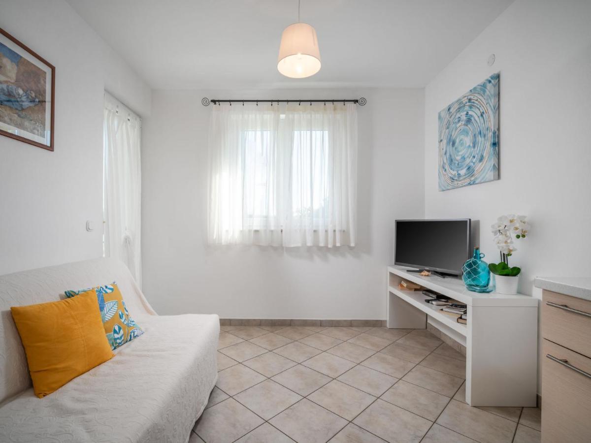 Gedići Apartment Fiore-1 By Interhome מראה חיצוני תמונה
